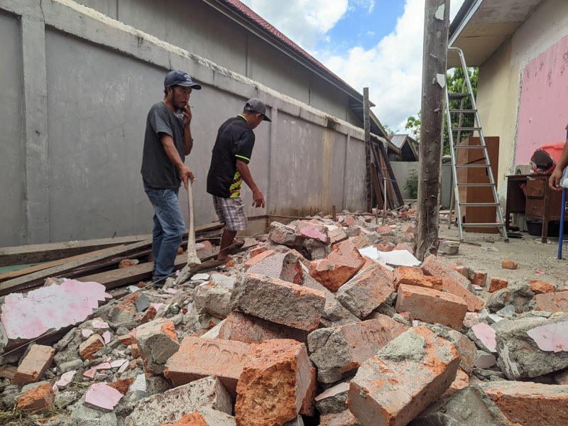 Block Wall Demolition in Bergen County, NJ