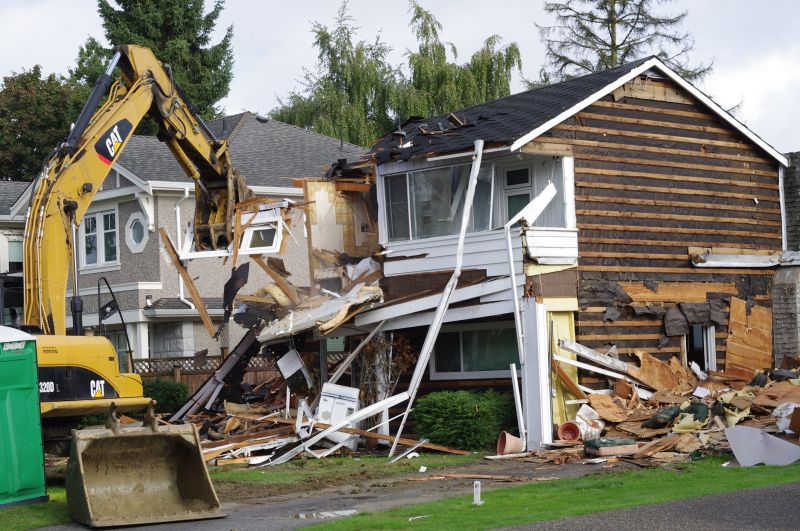 House Wrecking in Pearland, TX